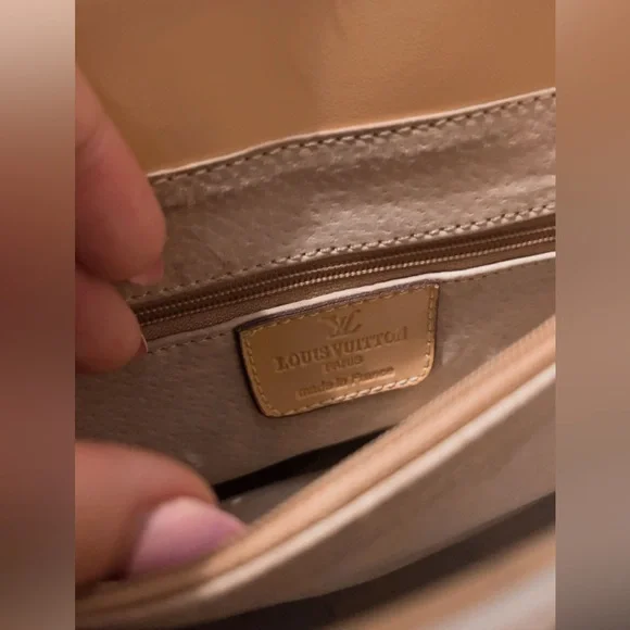 Designer inspired purse - Picture 10 of 16